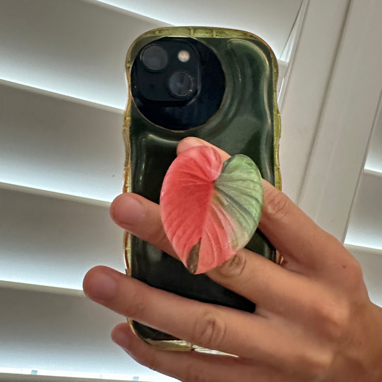 Handmade Acrylic Resin Tropical Plant Leaf Phone Grip - Adhesive, Retractable & Portable Airbag Phone Holder