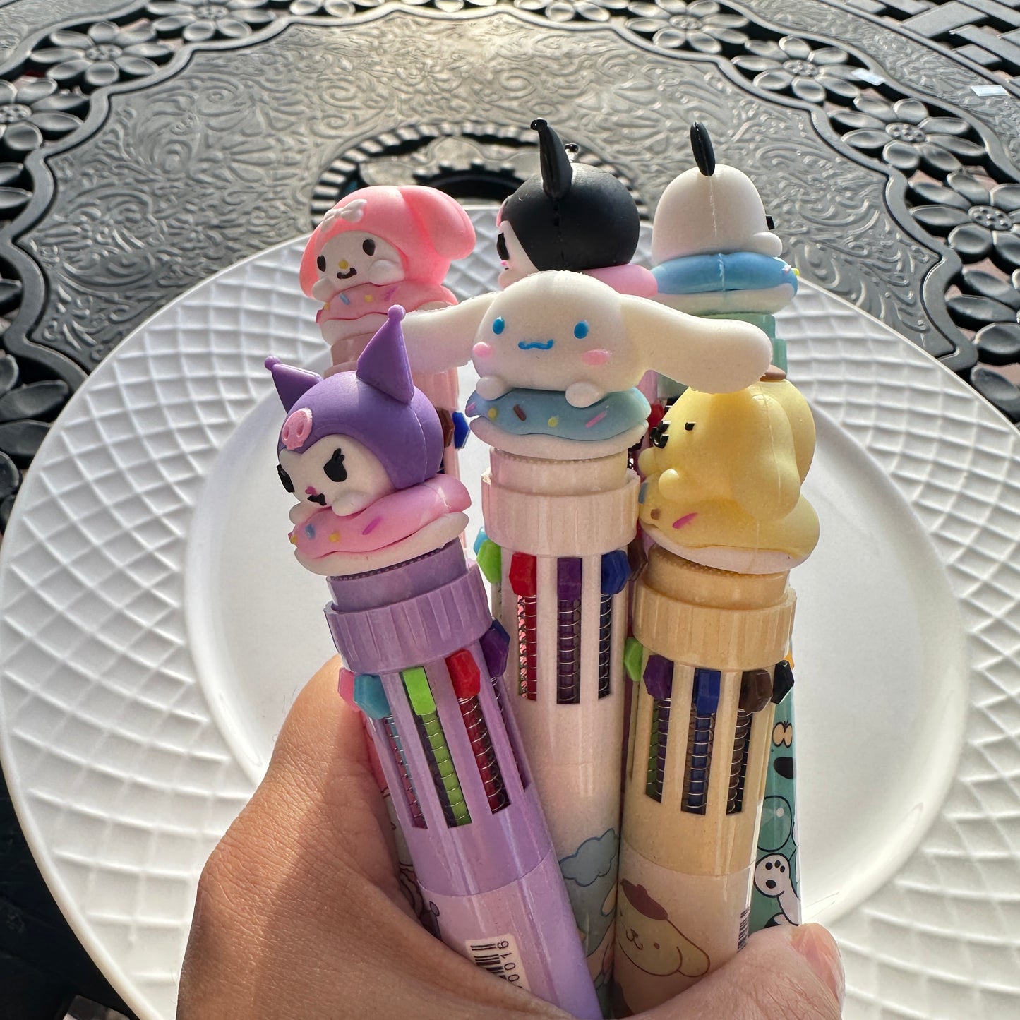Kawaii Sanrio Multi - Color Ballpoint Pen - 10 Colors in One, Adorable Cartoon Character Design for School & Office