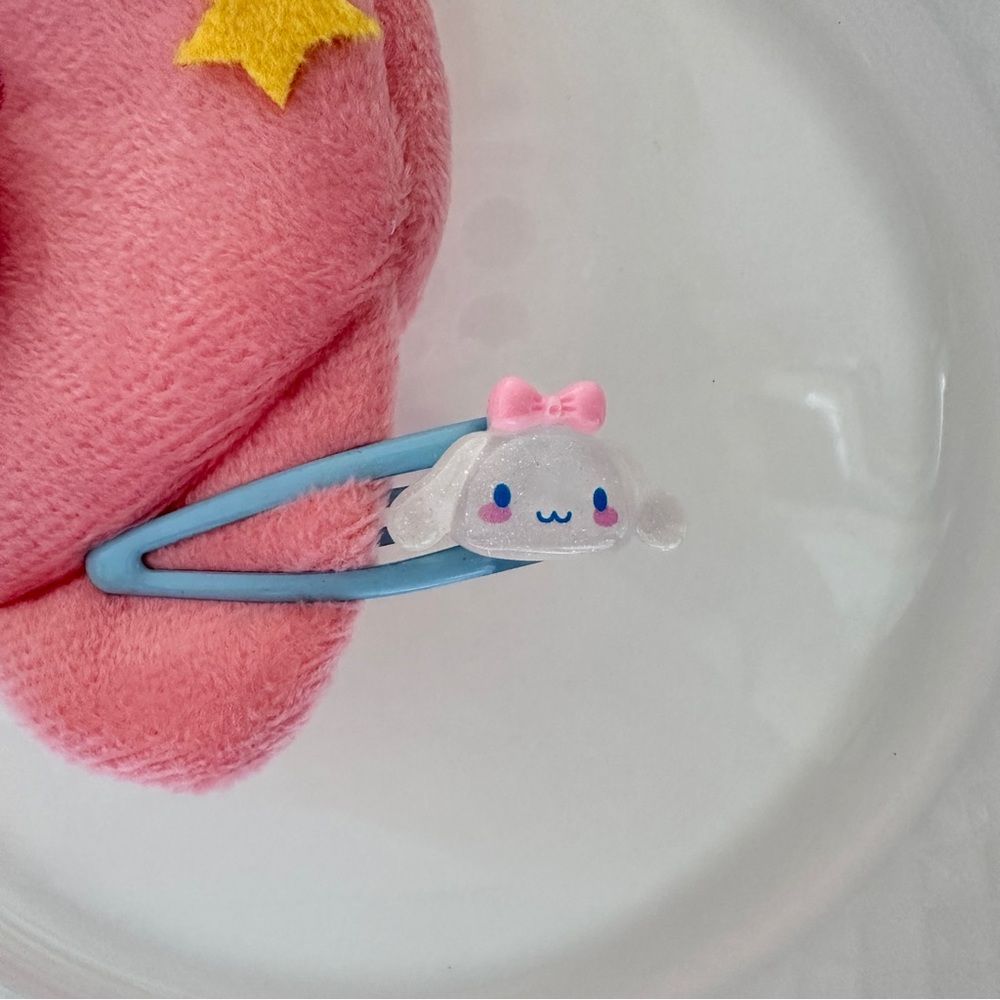 Handmade Sanrio Hair Clip Set (Pack of 5) - Adorable Character Designs!