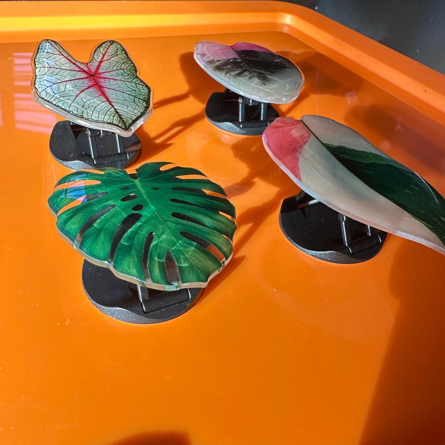 Handmade Acrylic Resin Tropical Plant Leaf cell Phone Grip Stand - Foldable, Retractable & Portable