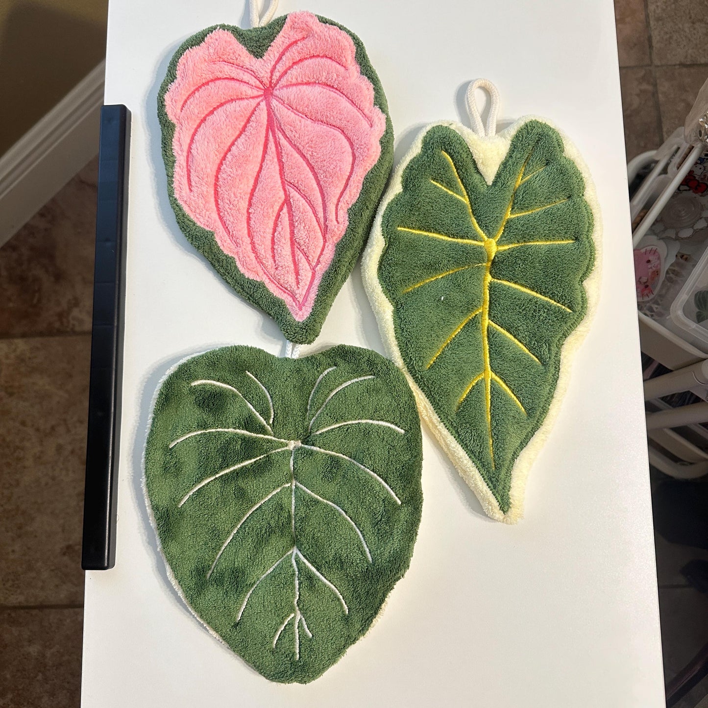 Anthurium Leaf Coral Fleece Hand Towel: Tropical Decor