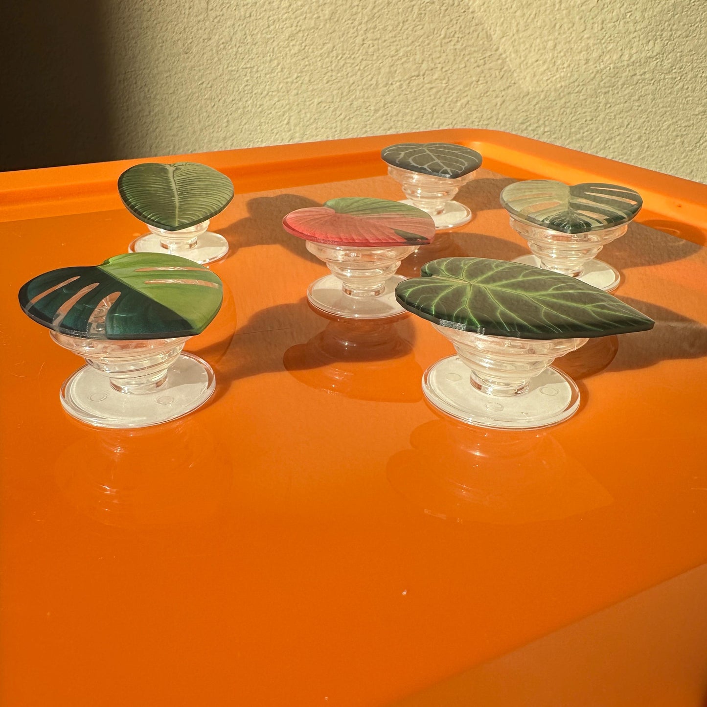 Handmade Acrylic Resin Tropical Plant Leaf Phone Grip - Adhesive, Retractable & Portable Airbag Phone Holder