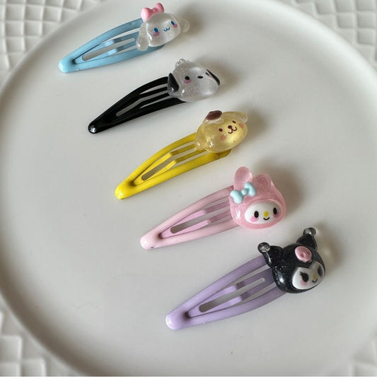 Handmade Sanrio Hair Clip Set (Pack of 5) - Adorable Character Designs!