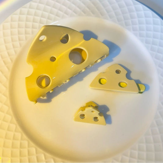 Cheese - Shaped Hair Claw Clips 3-piece Set - Adorable and Functional Hair Accessories