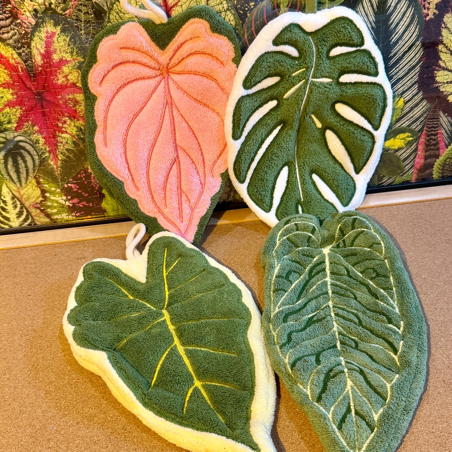 Anthurium Leaf Coral Fleece Hand Towel: Tropical Decor