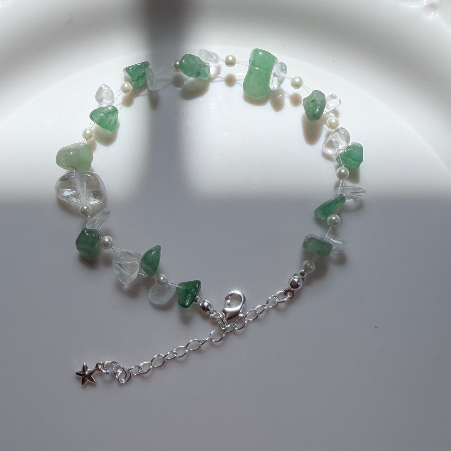 Handmade Natural Gemstone Chip Bracelet with Swarovski Pearls – Minimalist Boho Crystal Jewelry for Her