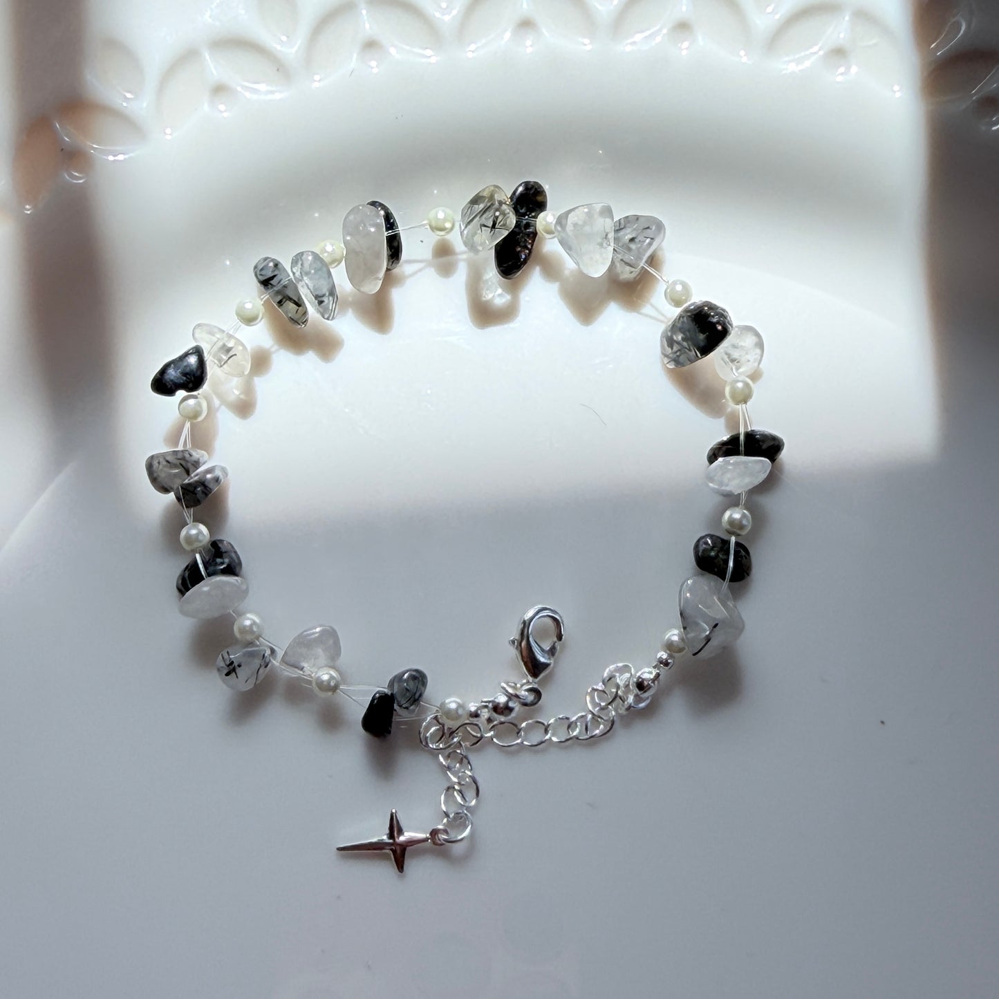 Handmade Natural Gemstone Chip Bracelet with Swarovski Pearls – Minimalist Boho Crystal Jewelry for Her