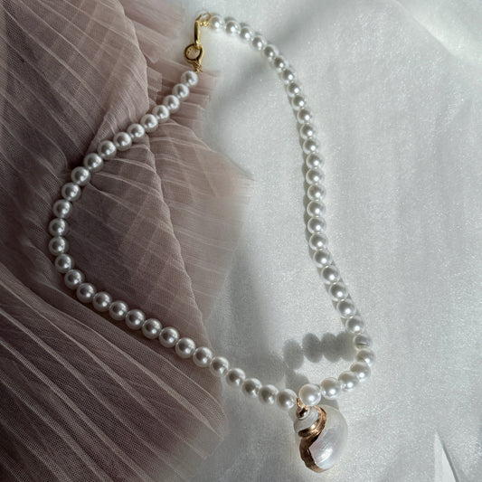 Timeless Ocean: Swarovski Pearl Necklace with Natural Snail Shell Pendant | 18K Gold Plated Copper