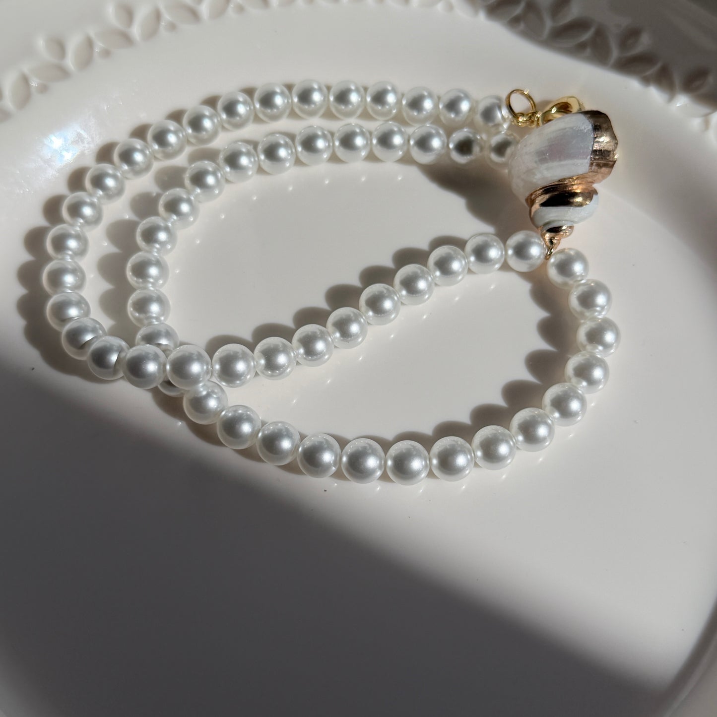Timeless Ocean: Swarovski Pearl Necklace with Natural Snail Shell Pendant | 18K Gold Plated Copper