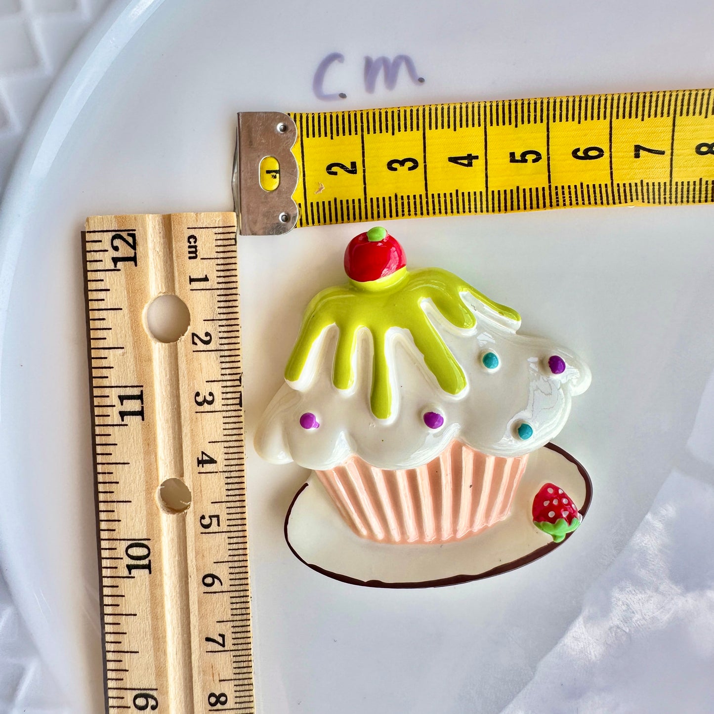 Handmade Cupcake Refrigerator Magnets Cute Dessert Fridge Magnets for Decor
