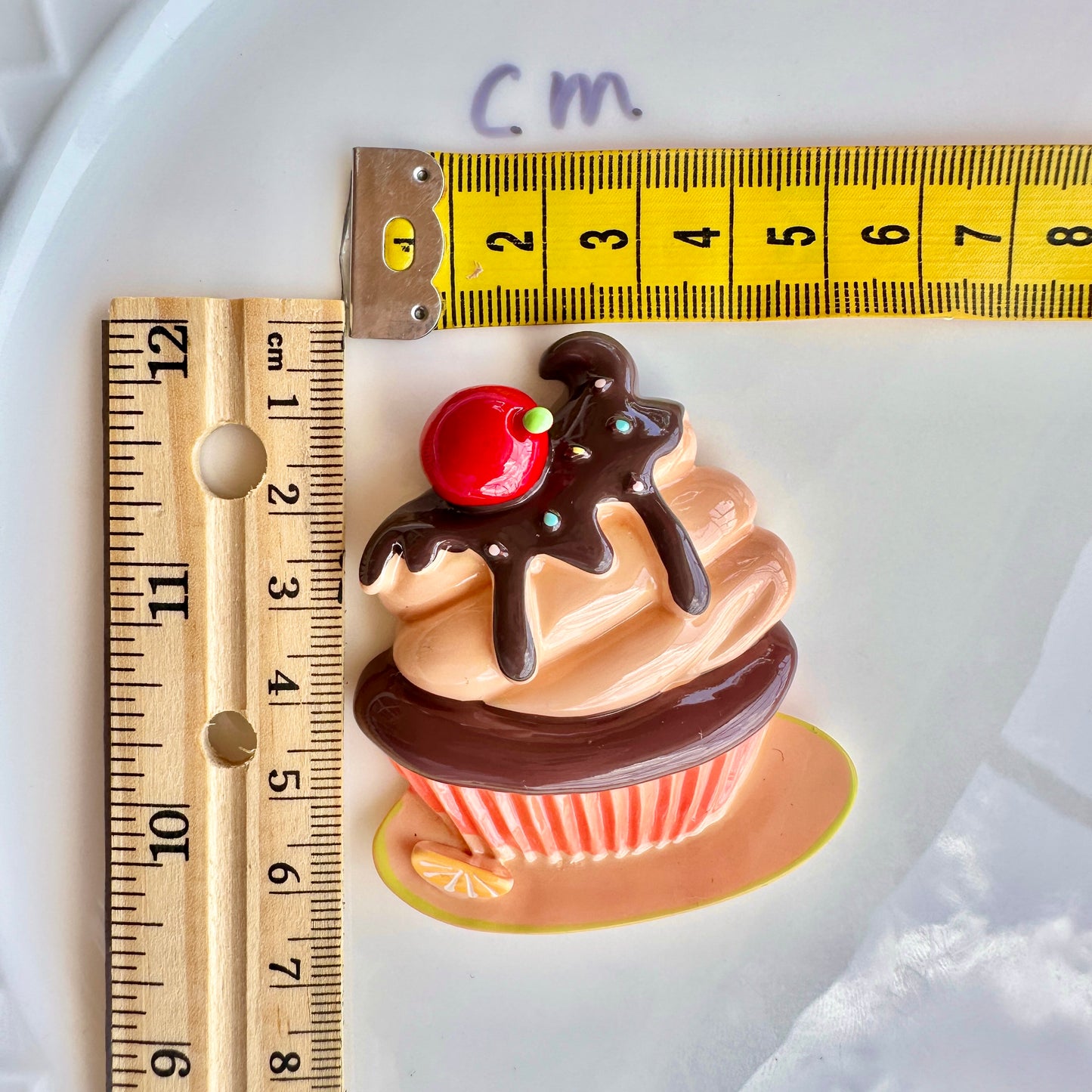 Handmade Cupcake Refrigerator Magnets Cute Dessert Fridge Magnets for Decor